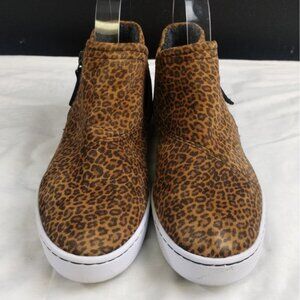 Clarks Women's Brown Shoes/Sneakers/Boots Size 6W SKU 3166